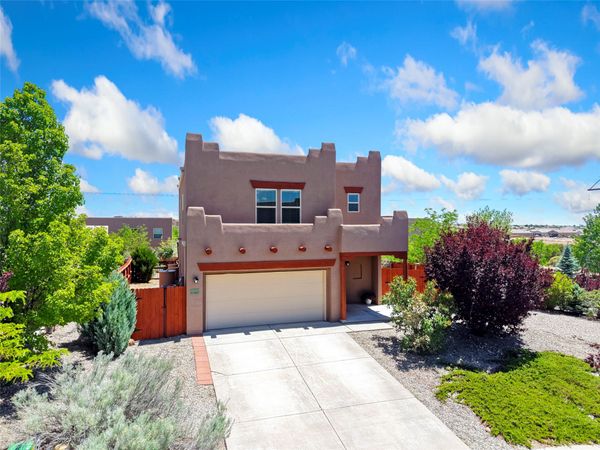 4267 Parque De Villa , Santa Fe, NM 87507