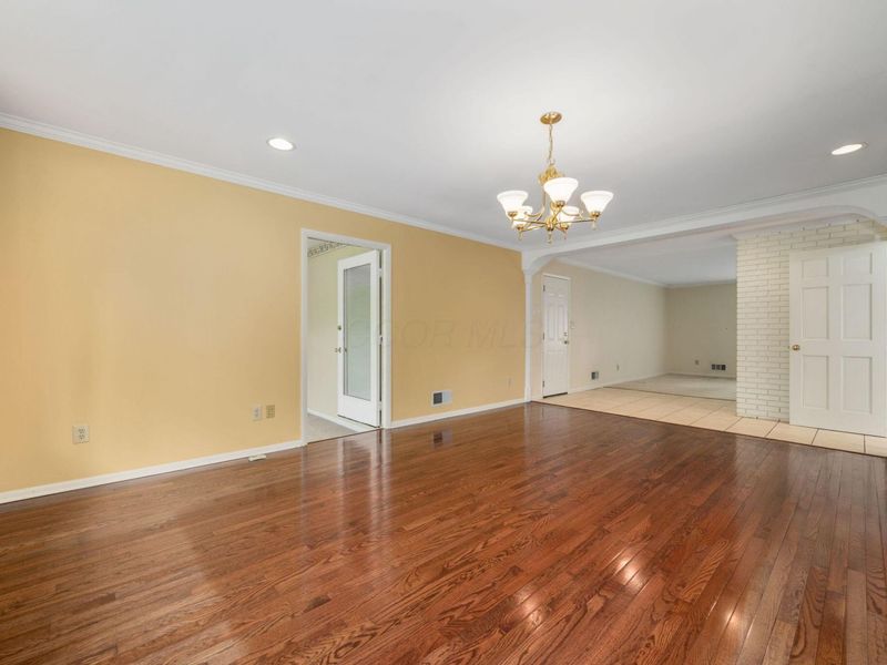 2869 N Star Road, Columbus, OH 43221 Photo 26
