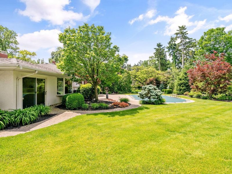 2869 N Star Road, Columbus, OH 43221 Photo 27