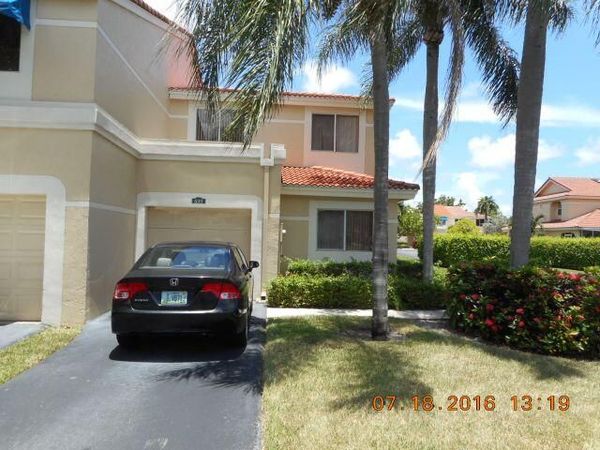 699 Deer Creek Corona Way, Deerfield Beach, FL 33442