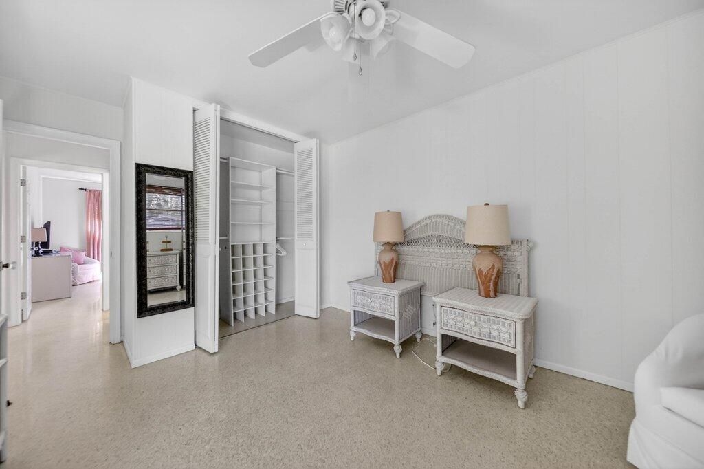 262 SE Monterey Avenue, Stuart, FL 34996 Photo