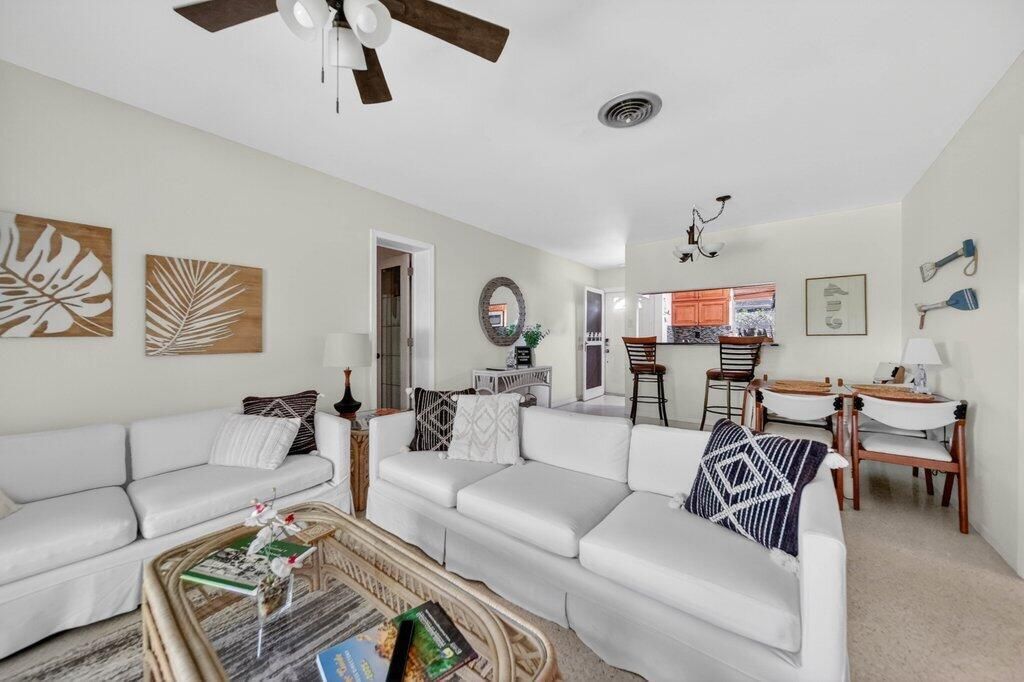 262 SE Monterey Avenue, Stuart, FL 34996 Photo
