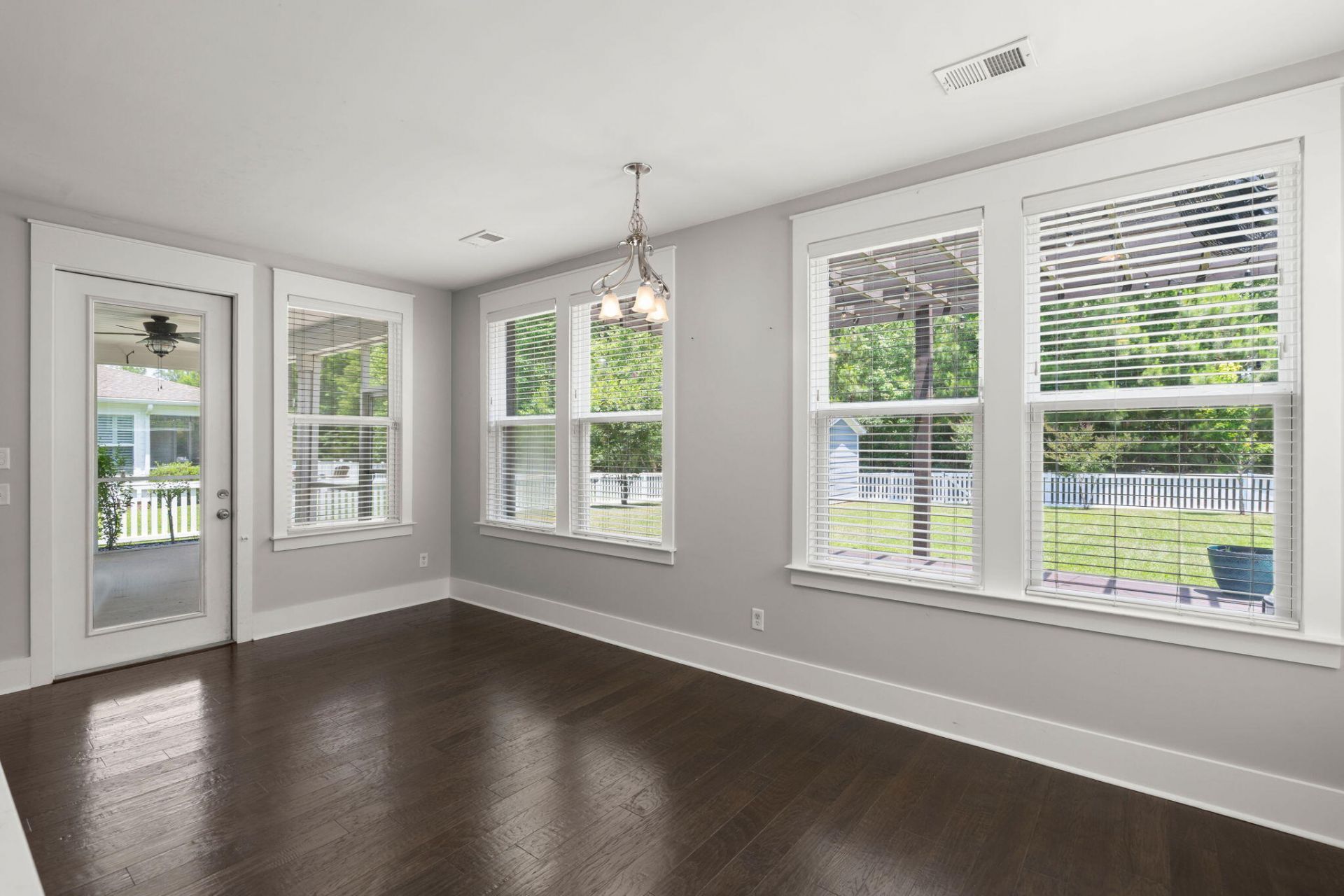 214 Warbler Way Photo 39