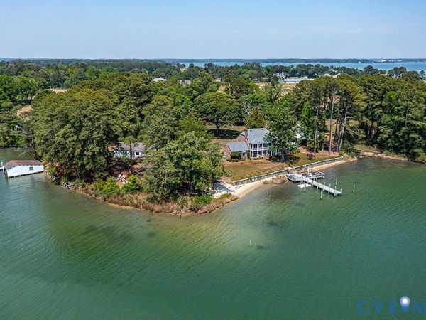 428 & 430 Harveys Neck Road, Wicomico Church, VA 22473