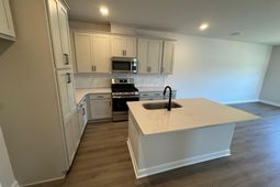 1052 Dusk Drive photo 4