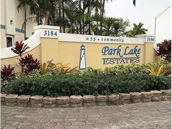 110 Marine Lake Dr, Hallandale Beach, FL 33009