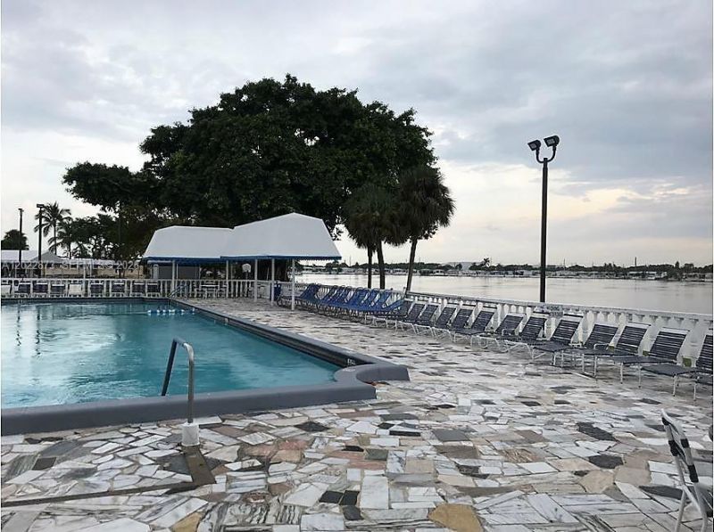 110 Marine Lake Dr, Hallandale Beach, FL 33009 Photo