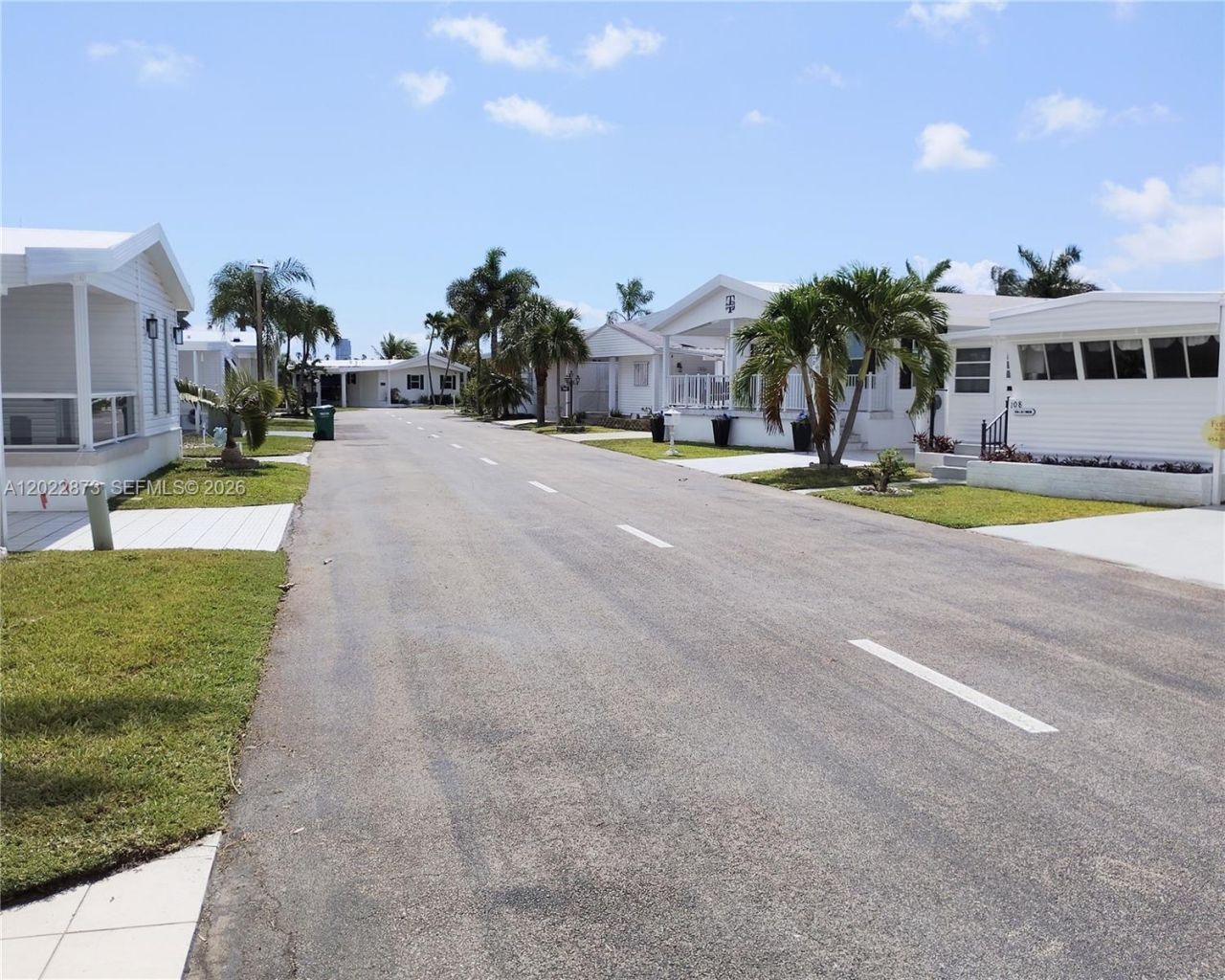 110 Marine Lake Dr, Hallandale Beach, FL 33009 Photo