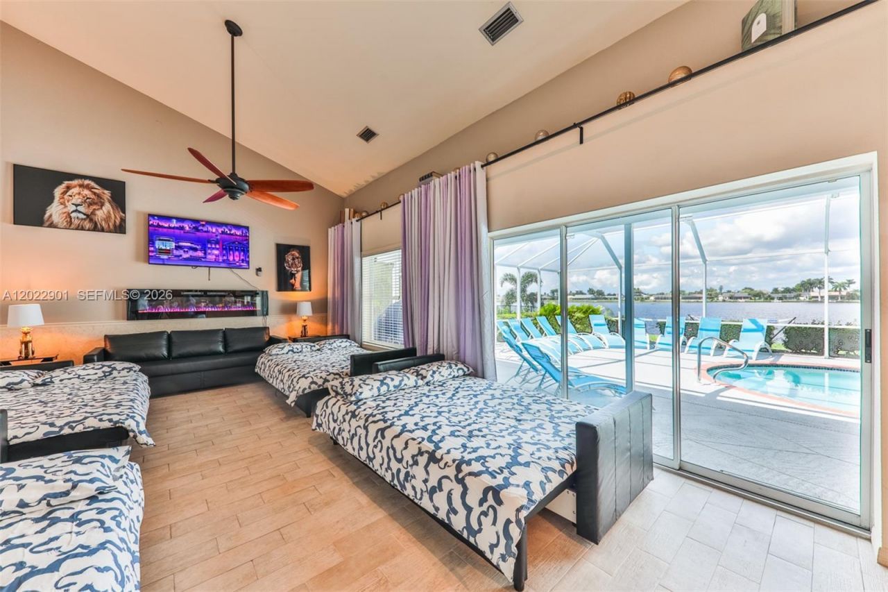 407 SW 37 St, Cape Coral, FL 33914 Photo