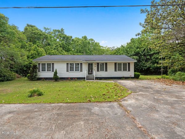 1514 S Jk Powell Boulevard, Whiteville, NC 28472