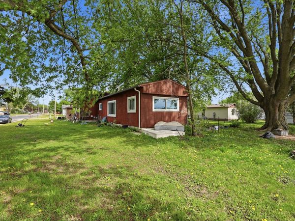 155 5th Avenue NW, Elgin, MN 55932