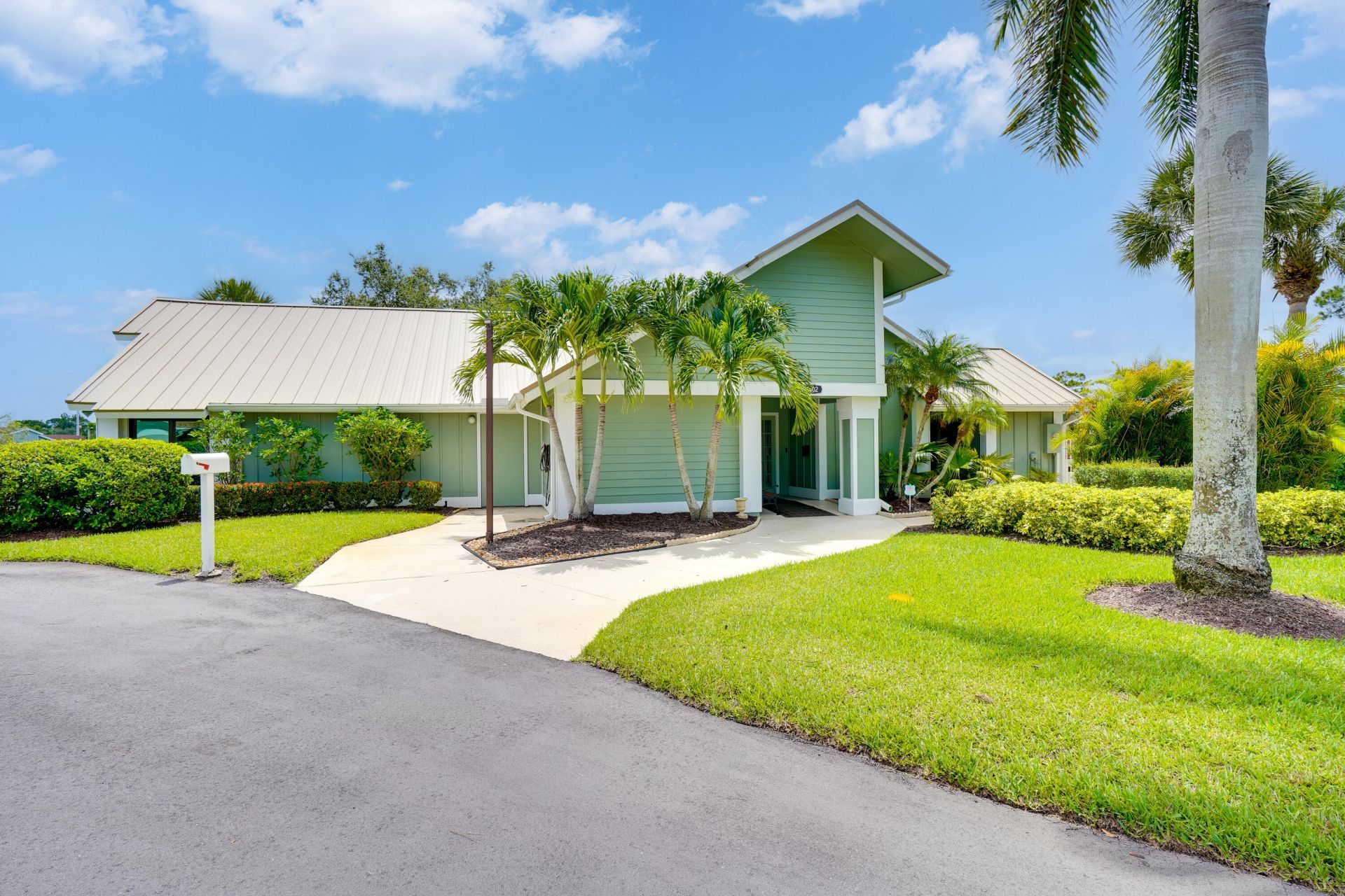 1370 SE Rivergreen Circle, Port Saint Lucie, FL 34952 Photo