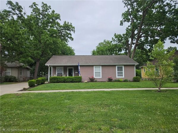 727 S Sycamore Street, Ottawa, KS 66067