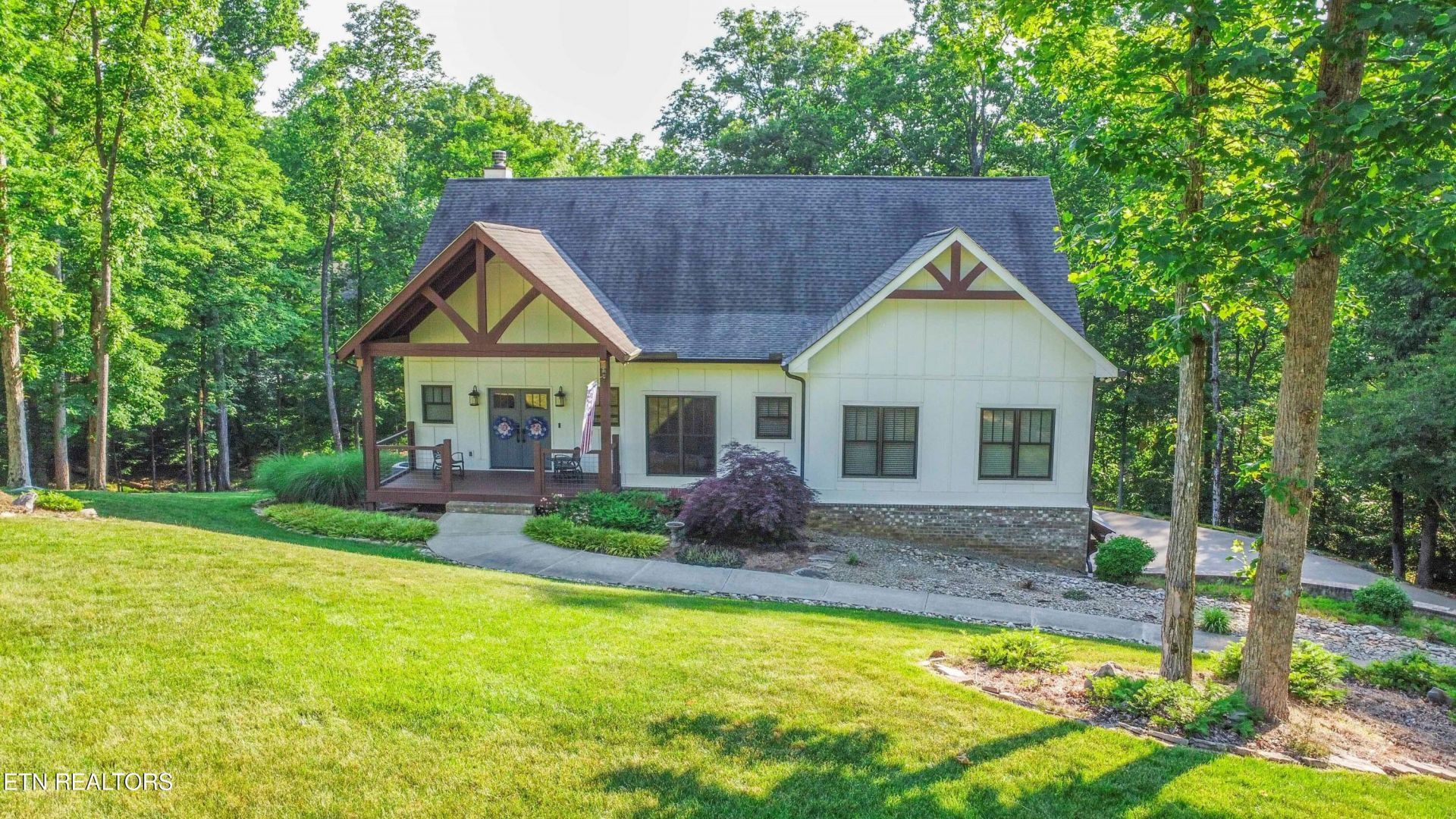 721 Lakeside Coves Way, Ten Mile, TN 37880 Main Photo
