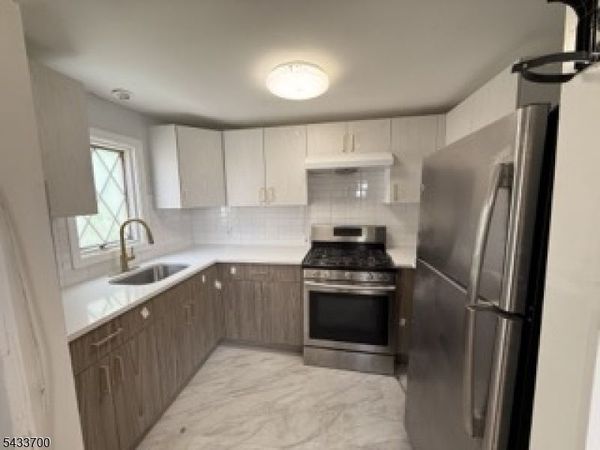 632 Cora Pl, Rahway, NJ 07065