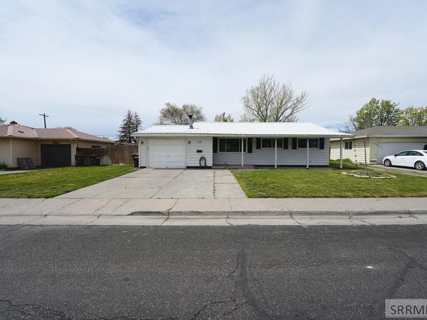 1730 Curlew Drive, AMMON, ID 83406