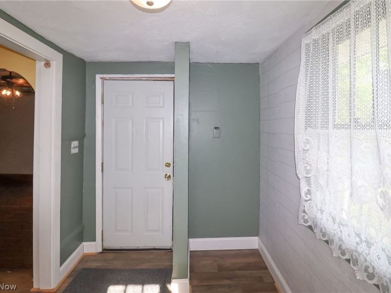 13004 Edison Street NE, Alliance, OH 44601 Photo 11