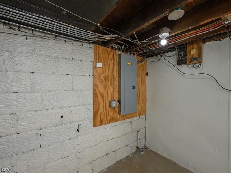 13004 Edison Street NE, Alliance, OH 44601 Photo 36