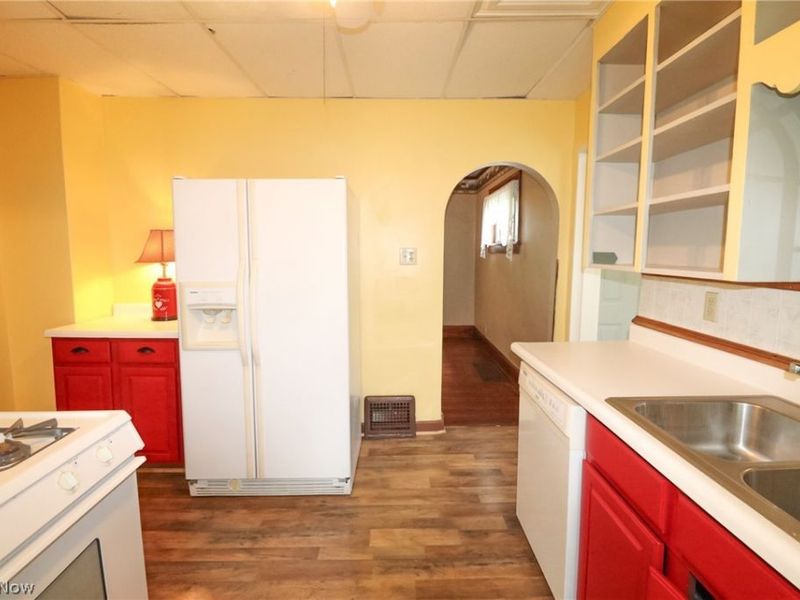 13004 Edison Street NE, Alliance, OH 44601 Photo 5
