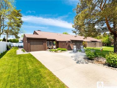 2 Susann Court, Fredonia, NY 14063