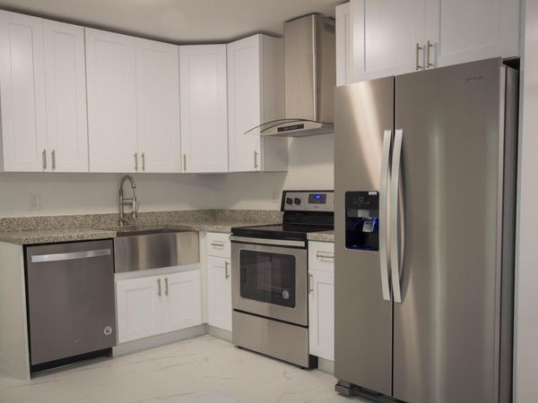 2325 NE 4th Avenue, Boca Raton, FL 33431