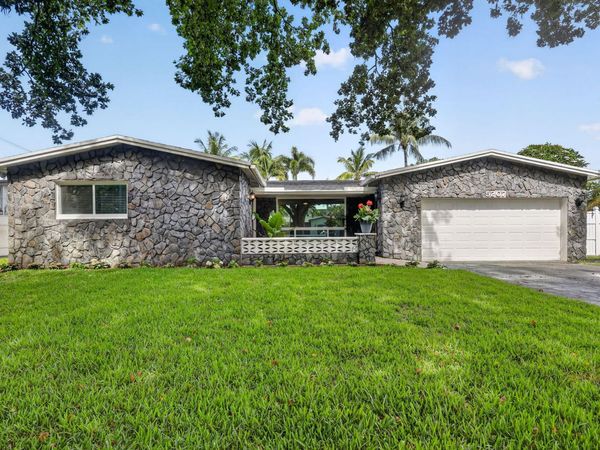 5207 SW 91st Terrace, Cooper City, FL 33328