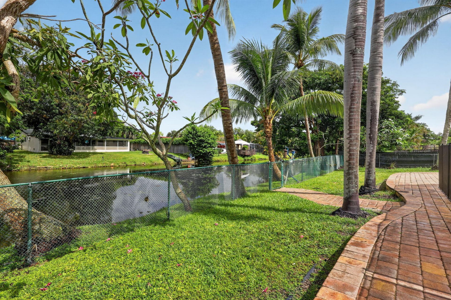 5207 SW 91st Terrace, Cooper City, FL 33328 Photo