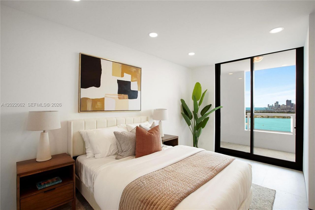 9 Island Ave, Unit T2, Miami Beach, FL 33139 Photo