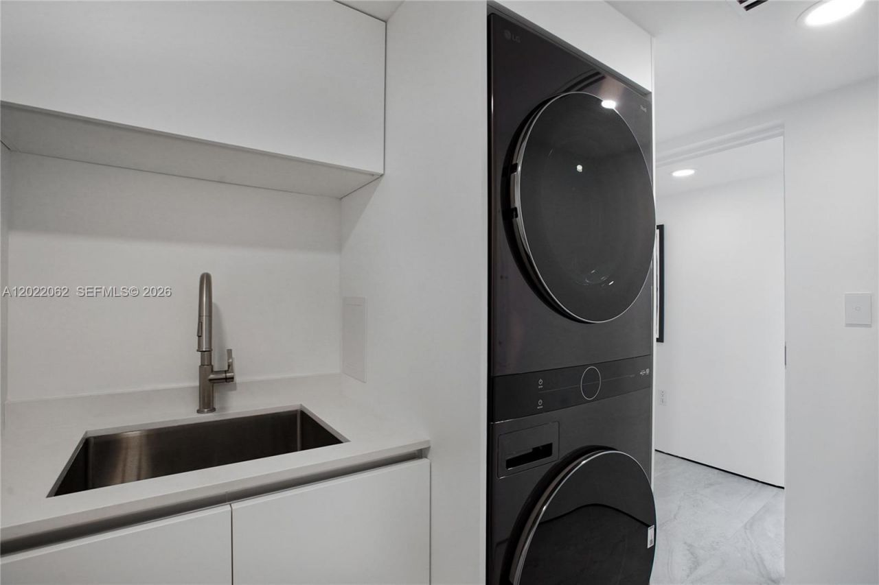 9 Island Ave, Unit T2, Miami Beach, FL 33139 Photo