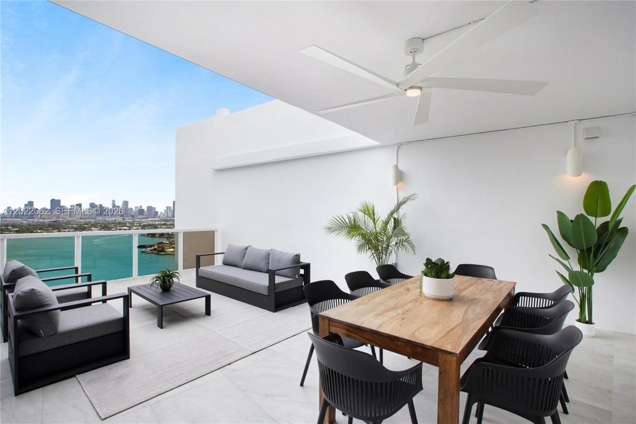 9 Island Ave, Unit T2, Miami Beach, FL 33139 Photo