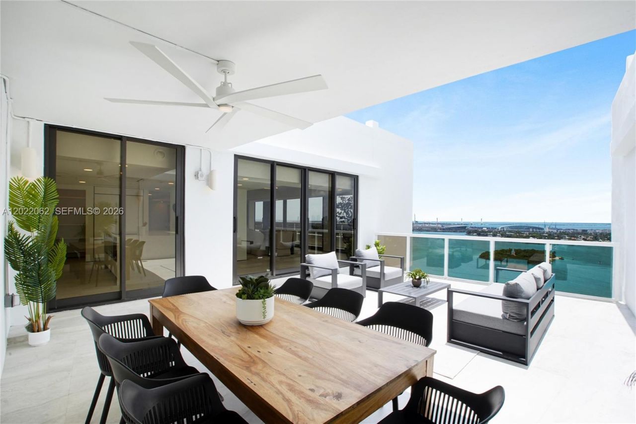 9 Island Ave, Unit T2, Miami Beach, FL 33139 Photo