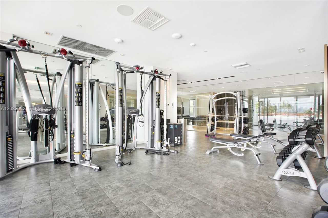 9 Island Ave, Unit T2, Miami Beach, FL 33139 Photo