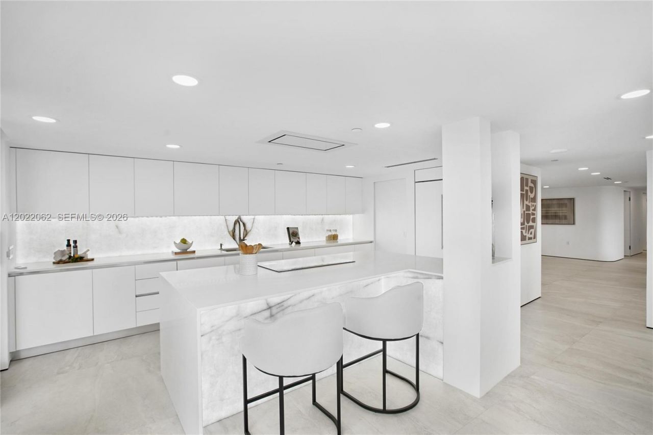 9 Island Ave, Unit T2, Miami Beach, FL 33139 Photo