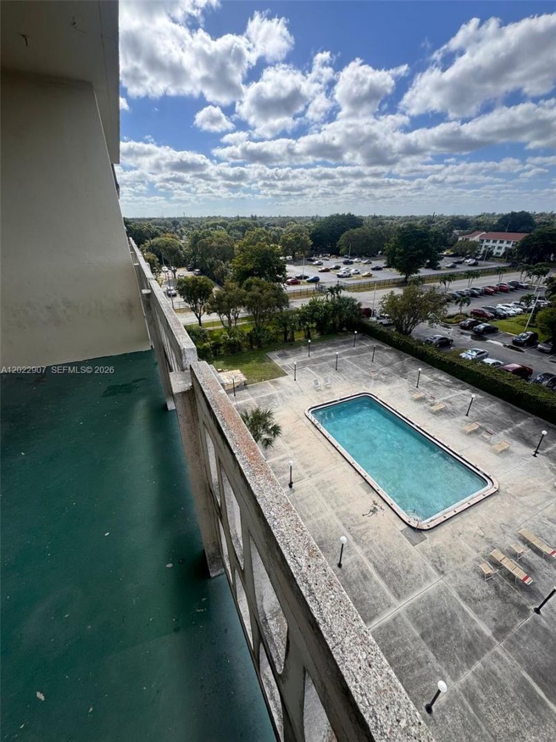 15600 NW 7th Ave , Unit 507, Miami, FL 33169 Photo