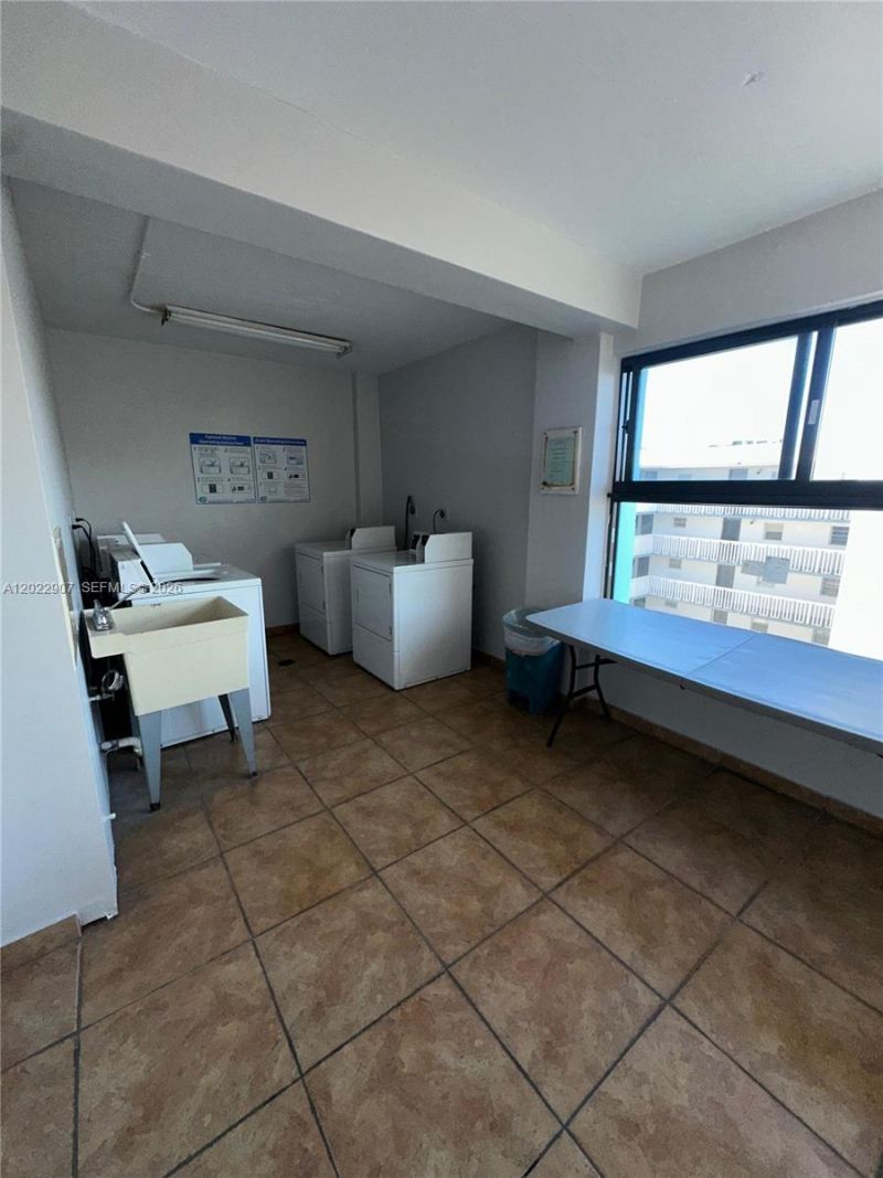 15600 NW 7th Ave , Unit 507, Miami, FL 33169 Photo