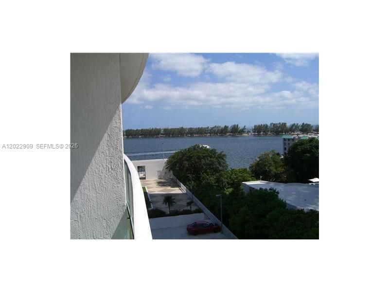 2101 Brickell , Unit 410, Miami, FL 33131 Photo