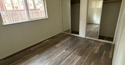 1186 Martin Avenue, South Lake Tahoe, CA 96150 Photo