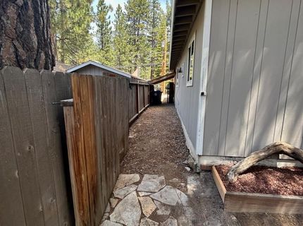 1186 Martin Avenue, South Lake Tahoe, CA 96150 Photo