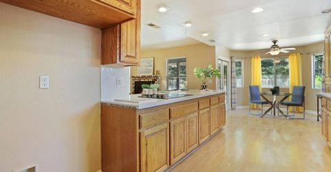 1605 Stanley Dr, Ripon, CA 95366 Photo