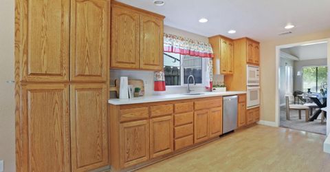1605 Stanley Dr, Ripon, CA 95366 Photo
