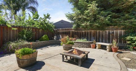 1605 Stanley Dr, Ripon, CA 95366 Photo