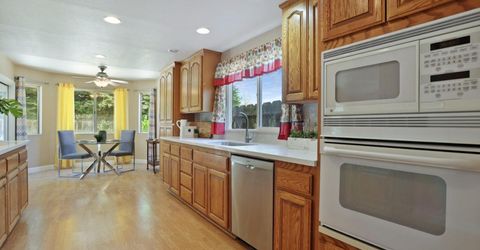 1605 Stanley Dr, Ripon, CA 95366 Photo