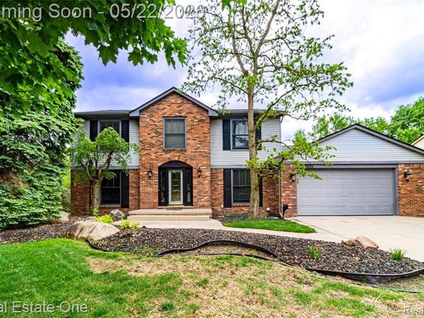 24890 White Plains Drive, Novi, MI 48374