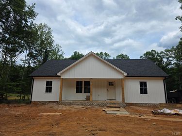 2060 Stonewall Road, Concord, VA 24538