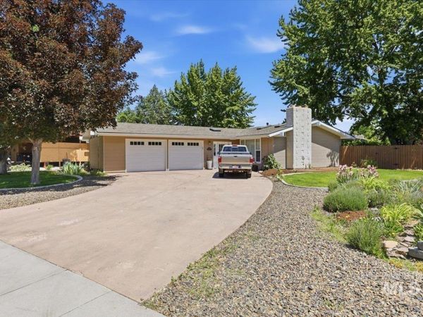 2714 South Columbus, Boise, ID 83705