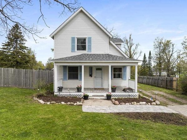 520 W Sheridan, Petoskey, MI 49770