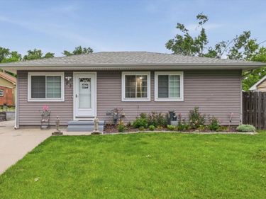 23 ARNOLD Avenue, COUNCIL BLUFFS, IA 51503