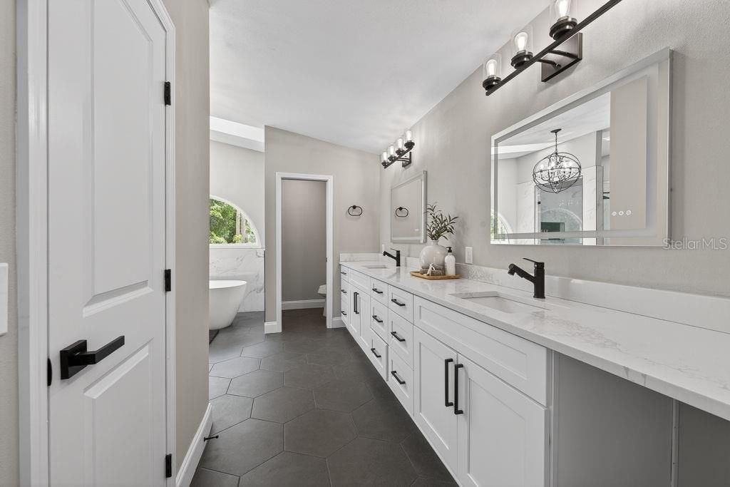 1461 87th Avenue N, Saint Petersburg, FL 33702 Photo