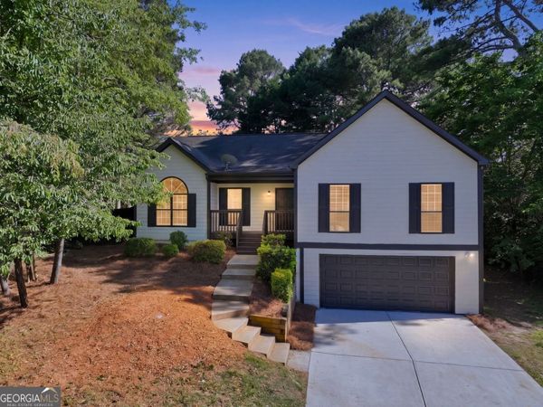 1820 Stone Forest Drive, Lawrenceville, GA 30043