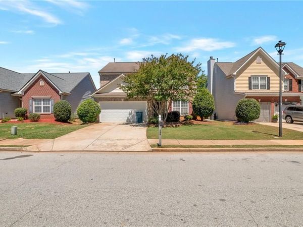 290 Clairidge Lane , Lawrenceville, GA 30046